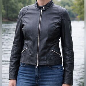 New Line Italian Black Leather Women's Jacket size 42 (us sz 6 or M)